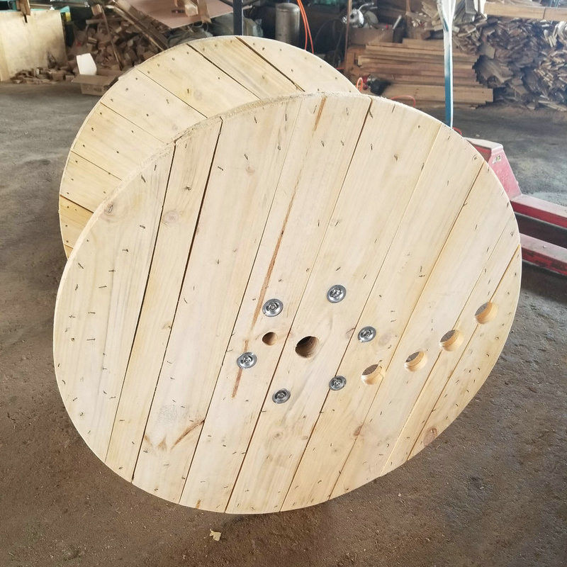 4 Way Wooden Cable Reel Bulat Besar Kayu Kabel Spool Digunakan untuk Kabel
