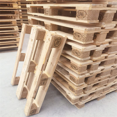 Harga yang pantas Heavy Duty Palet Kayu Pengiriman Ekonomi 4 Way Palet Kayu Gudang tahan lama on line
